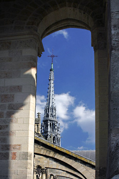 Histoire de la cathédrale d'Amiens : la flèche